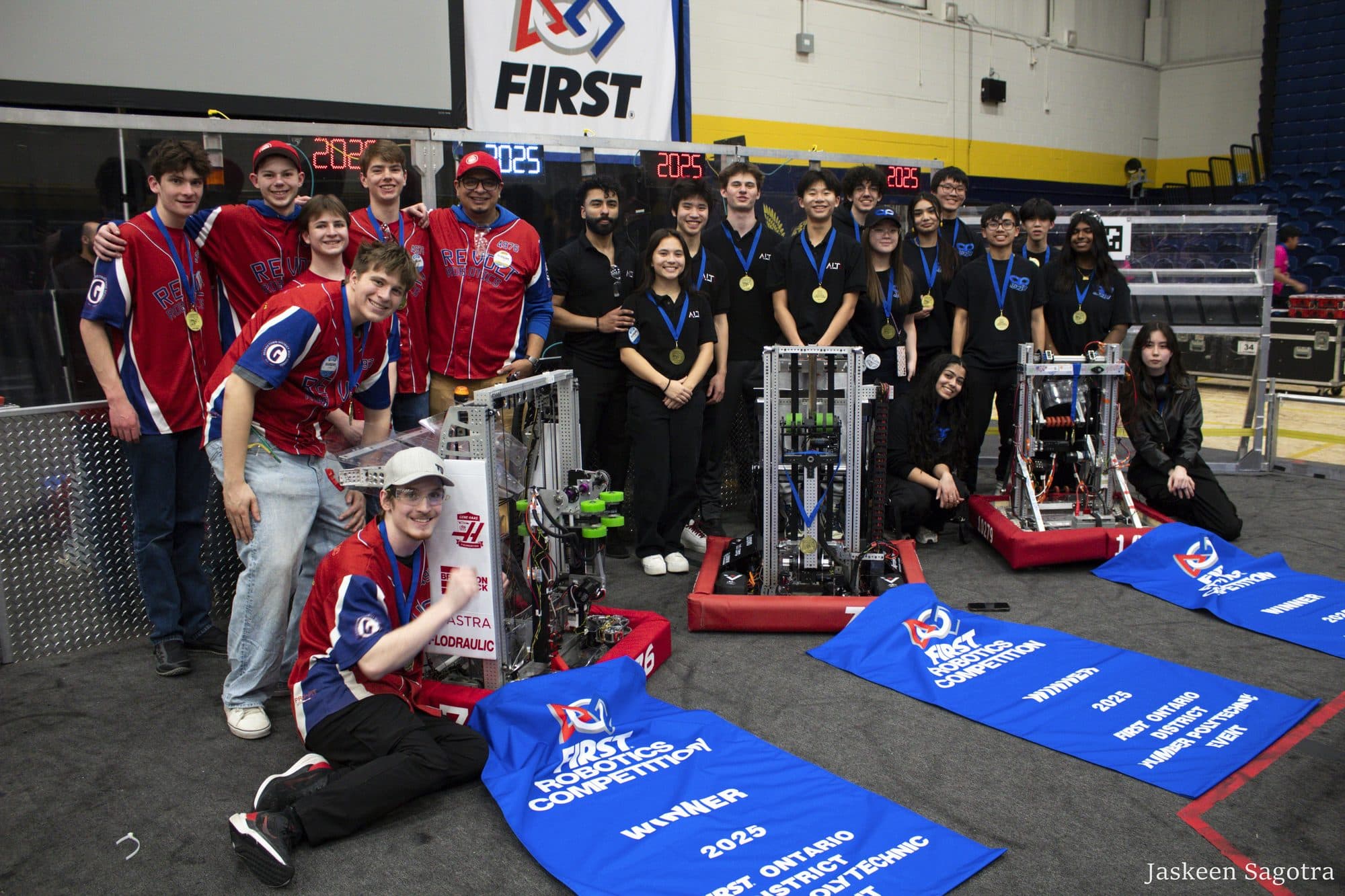 The 2025 ALT-F4 team with Vision